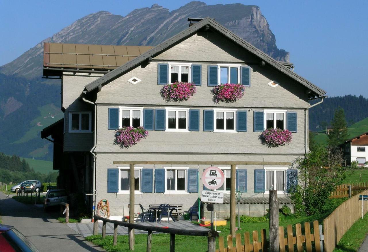 Bauernhof Madlener Claudia Villa Schoppernau Eksteriør billede